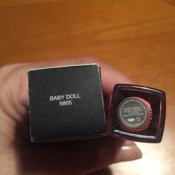 NARS Lipgloss Baby Doll 👄 - Picture 5 of 9
